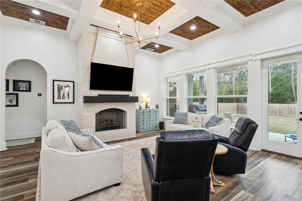 420 BELLE POINTE Drive