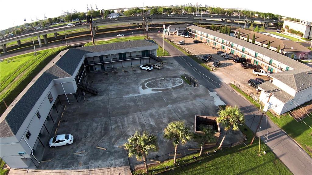 5353 WESTBANK EXPRESSWAY Highway