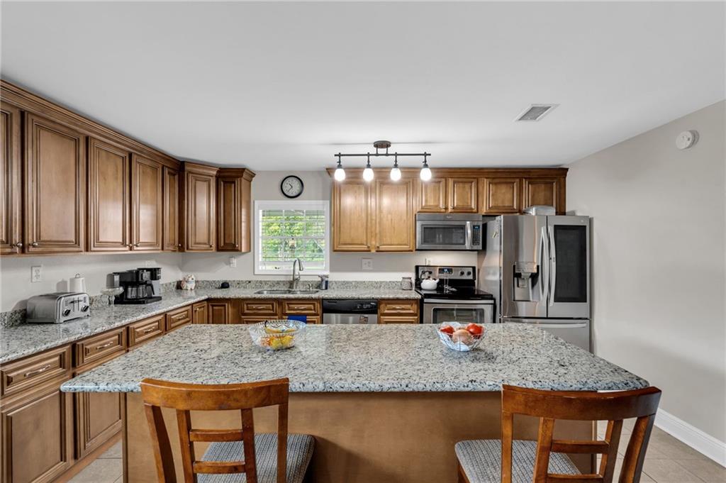 318 EVANGELINE Road