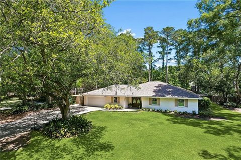 Photo of 345 JASMINE Drive, Mandeville, LA 70471 (MLS # 2556196)