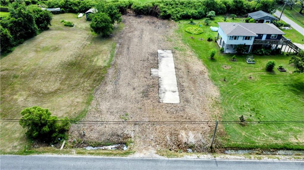 5115 JEAN LAFITTE Boulevard