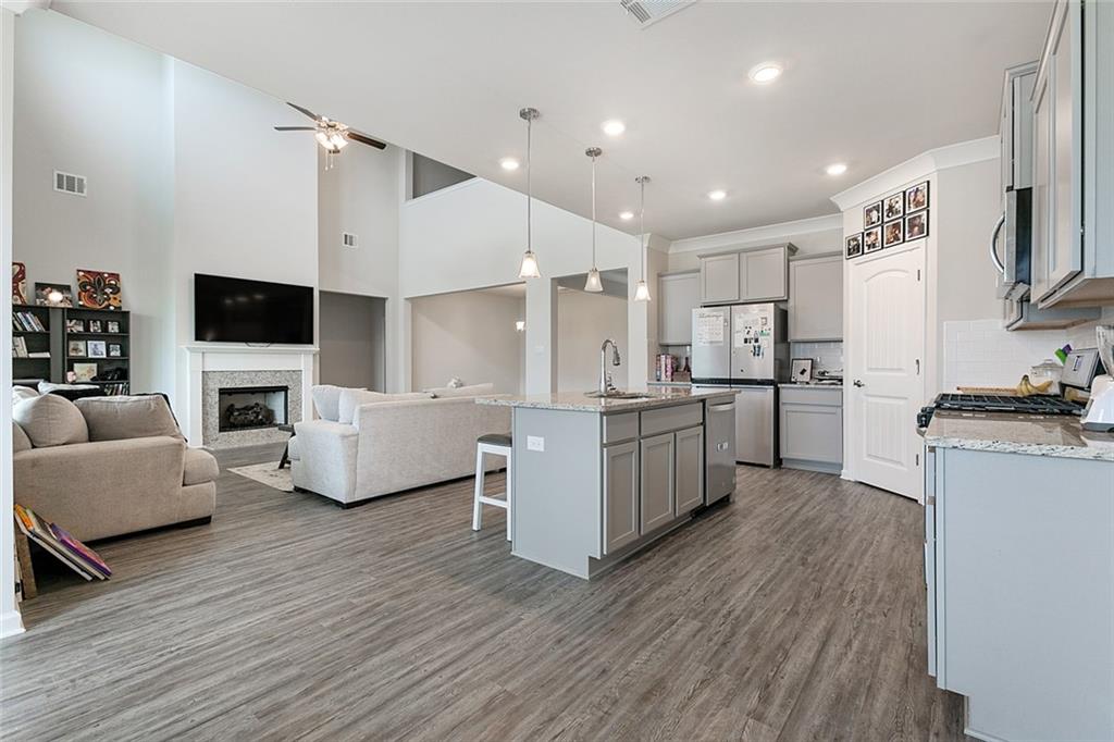 7901 CAMELLIA BUD Court