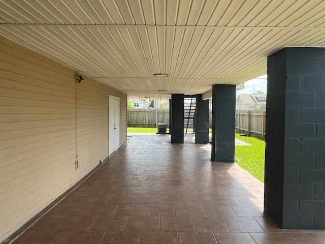 67 CARRIAGE Lane B