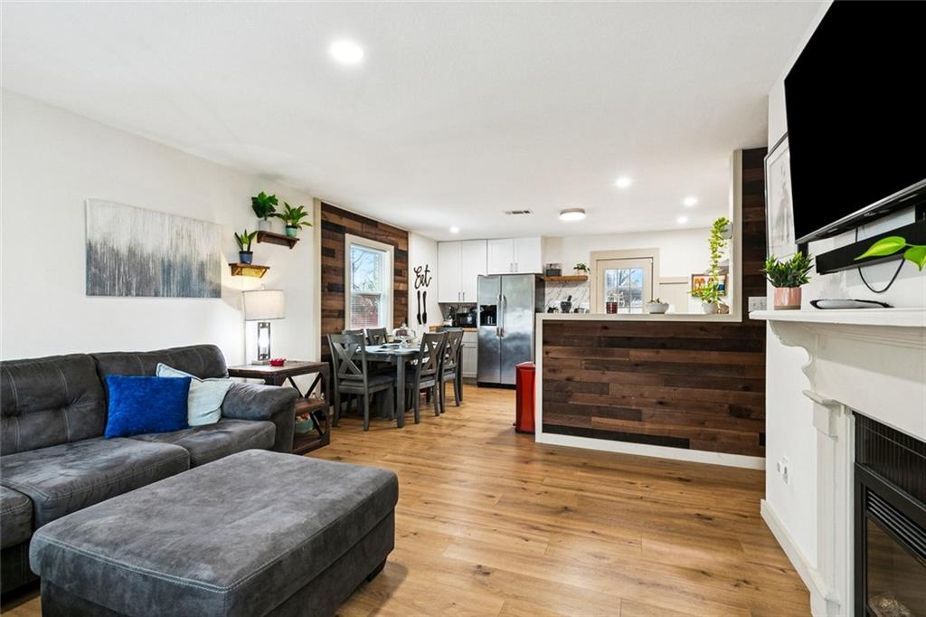 2405 MARIETTA Street