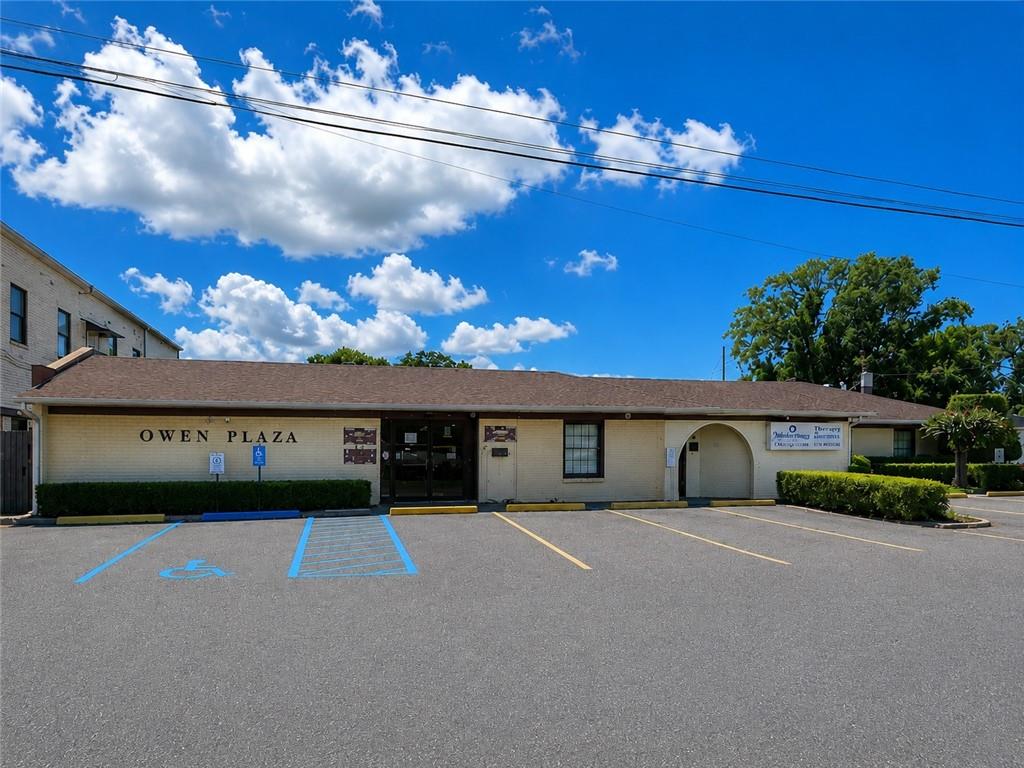 804 & 808 N CAUSEWAY Boulevard