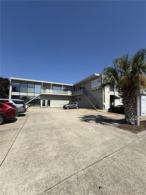 3225 DANNY PARKWAY Parkway Metairie LA 70002