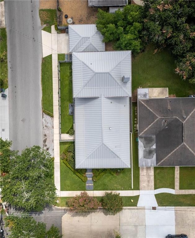 1453 GARDENIA Drive