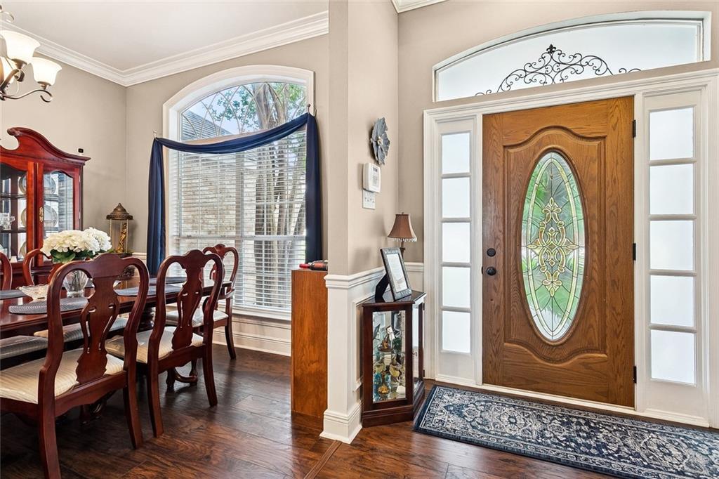 105 W SILVER MAPLE Drive