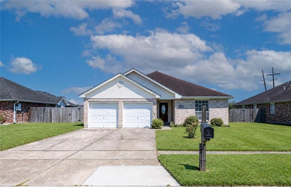 111 GAIL DR, LA PLACE, LA 70068 - Image 852436cbc3be739729a045ddaabaaca4/465818706