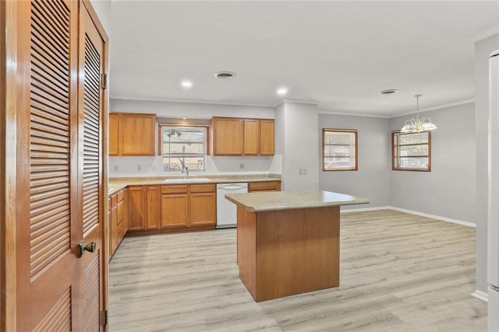 10559 JEFFERSON Highway