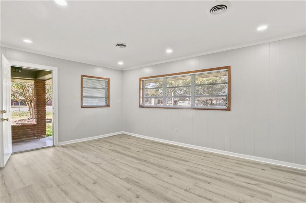 10559 JEFFERSON Highway