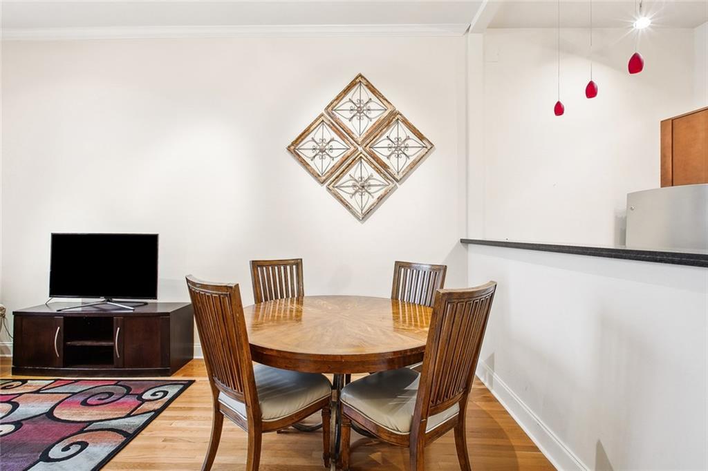 330 JULIA Street 223