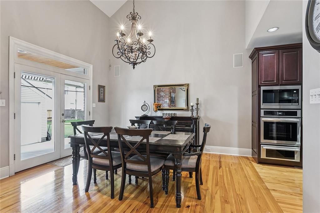 205 W MAPLE RIDGE Drive