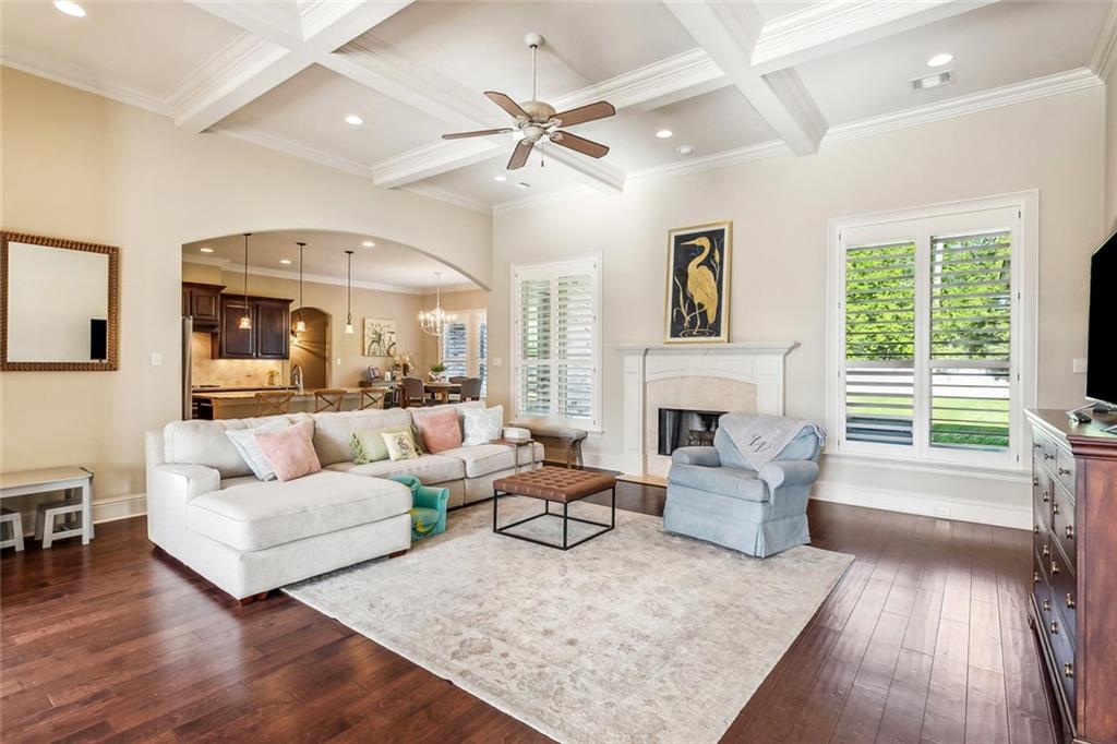 162 COQUILLE Drive