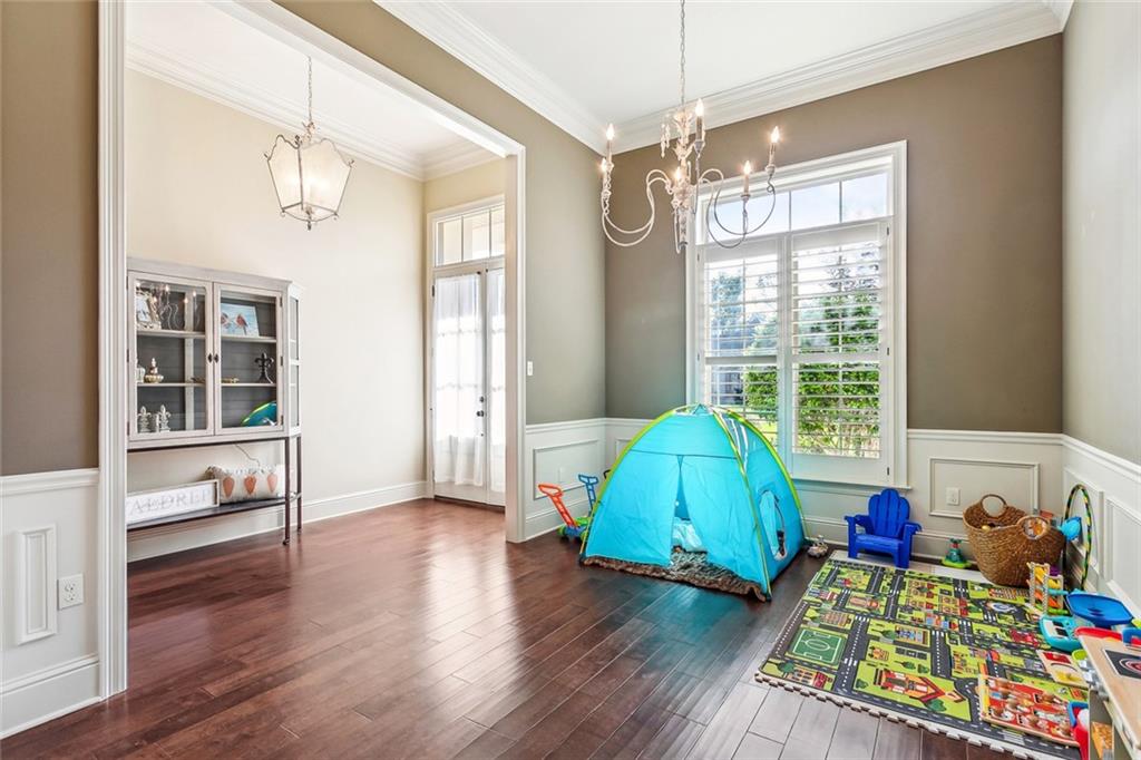 162 COQUILLE Drive