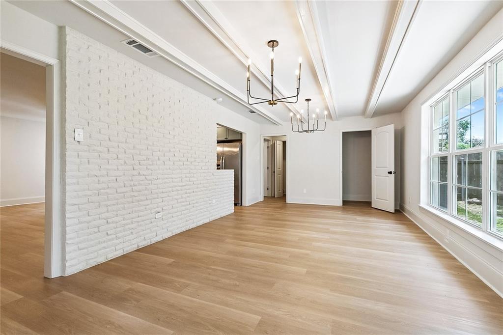 4308 TAFT Park