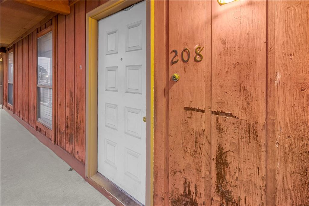 1448 CARROLLTON Avenue 208