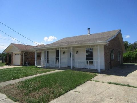 3304 SHANNON Drive Violet LA 70092