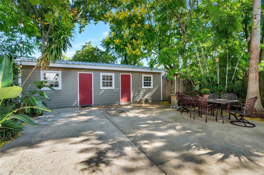 New Orleans, Louisiana 70118, United States, 4 Bedrooms Bedrooms, ,2 BathroomsBathrooms,Residential,Pending,69809