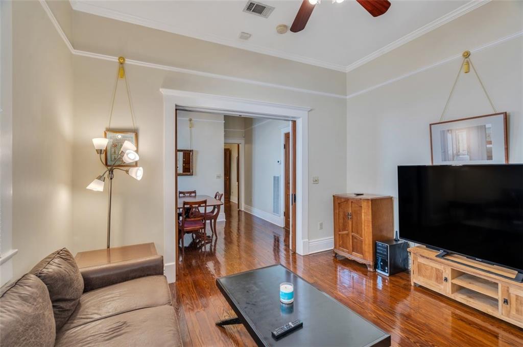 New Orleans, Louisiana 70118, United States, 4 Bedrooms Bedrooms, ,2 BathroomsBathrooms,Residential,Pending,69809