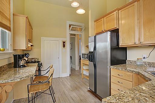 New Orleans, Louisiana 70116, United States, 2 Bedrooms Bedrooms, ,2 BathroomsBathrooms,Residential,Pending,55725