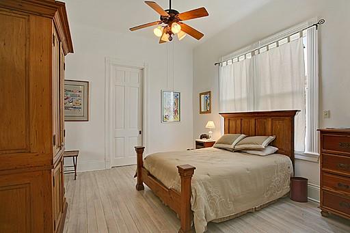 New Orleans, Louisiana 70116, United States, 2 Bedrooms Bedrooms, ,2 BathroomsBathrooms,Residential,Pending,55725