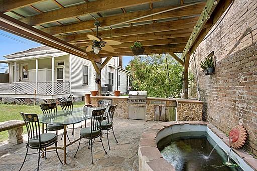 New Orleans, Louisiana 70116, United States, 2 Bedrooms Bedrooms, ,2 BathroomsBathrooms,Residential,Pending,55725