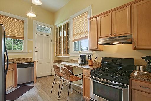 New Orleans, Louisiana 70116, United States, 2 Bedrooms Bedrooms, ,2 BathroomsBathrooms,Residential,Pending,55725