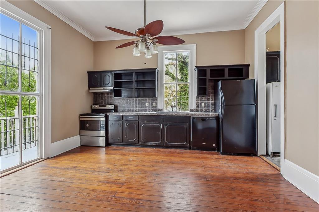 New Orleans, Louisiana 70115, United States, 4 Bedrooms Bedrooms, ,3 BathroomsBathrooms,Residential,Active,66032