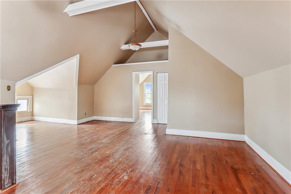 New Orleans, Louisiana 70115, United States, 4 Bedrooms Bedrooms, ,3 BathroomsBathrooms,Residential,Active,66032