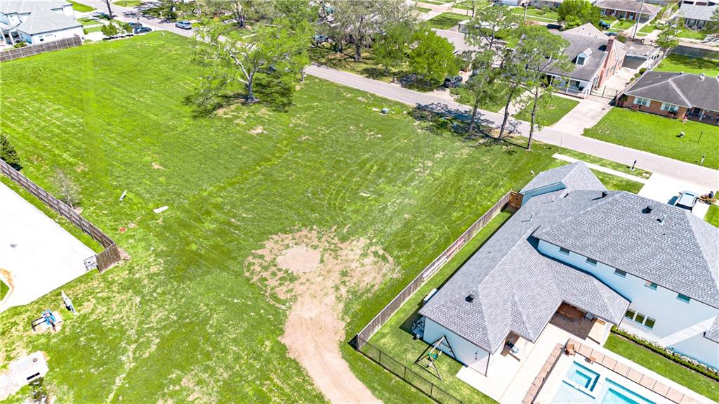 143 COLONIAL CLUB Drive