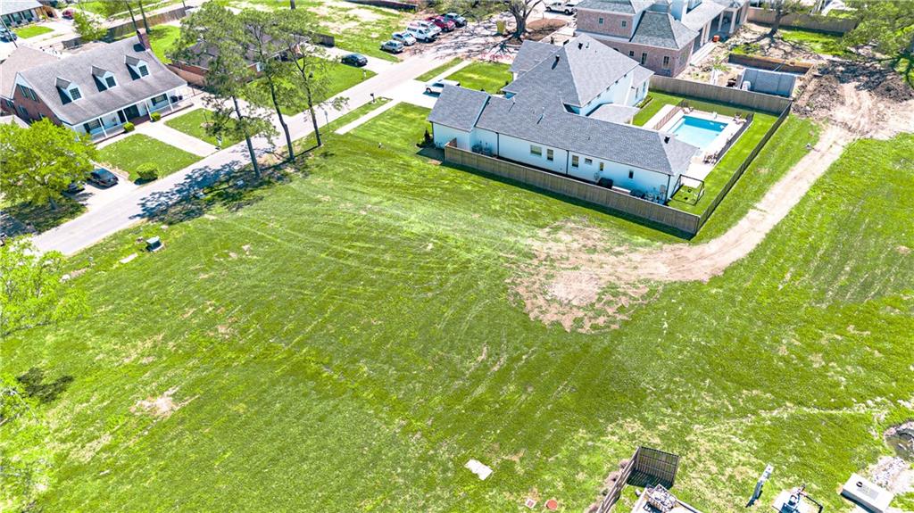 143 COLONIAL CLUB Drive