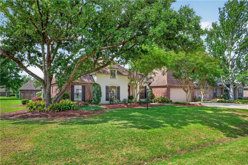 3200 RANGE Court