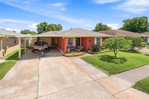Photo of 1721 N BENGAL Road, Metairie, LA 70003 (MLS # 2553981)