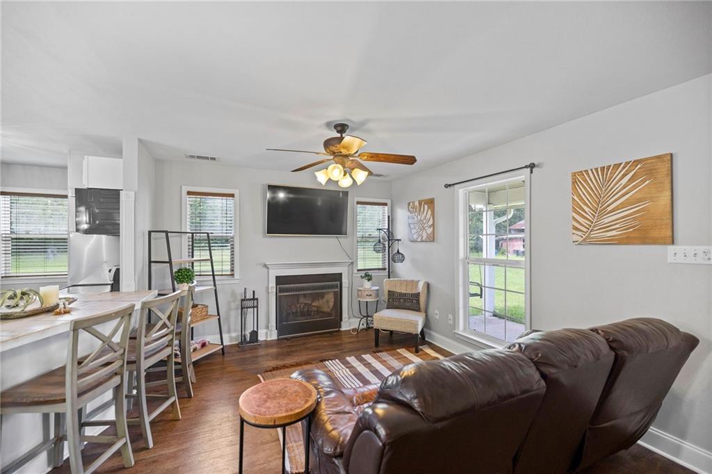 Loranger, Louisiana 70446, United States, 3 Bedrooms Bedrooms, ,2 BathroomsBathrooms,Residential,Pending,53201