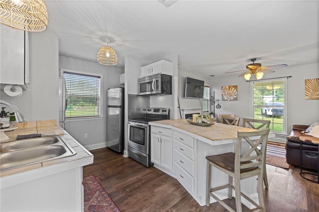 Loranger, Louisiana 70446, United States, 3 Bedrooms Bedrooms, ,2 BathroomsBathrooms,Residential,Pending,53201