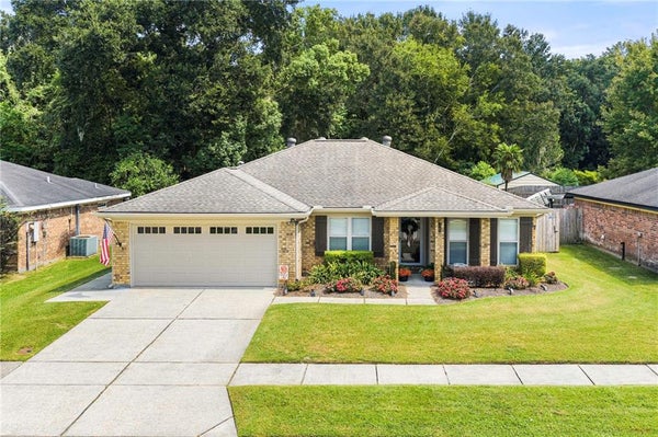 4705 GRAND TERRE DR, MARRERO, LA 70072 - Image 870b6077ed52a2f60afa1ee2265f29c2/1358756477