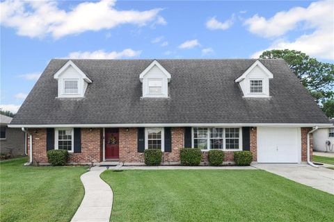 63 MARIE Drive Gretna LA 70053