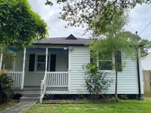 7 LABARRE Place Jefferson LA 70121