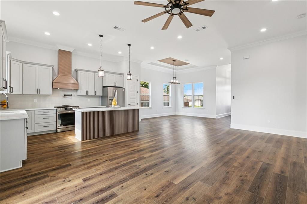 3632 W LOUISIANA STATE Drive