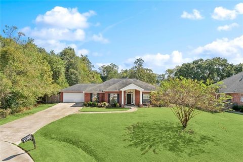 13 MINTER Drive Mandeville LA 70471