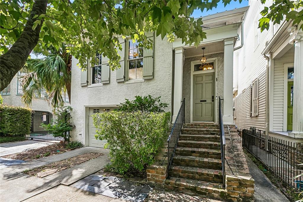 4414 BARONNE Street