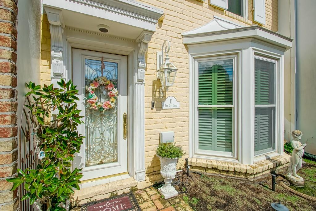 11 RUE SAINT LOUIS Avenue