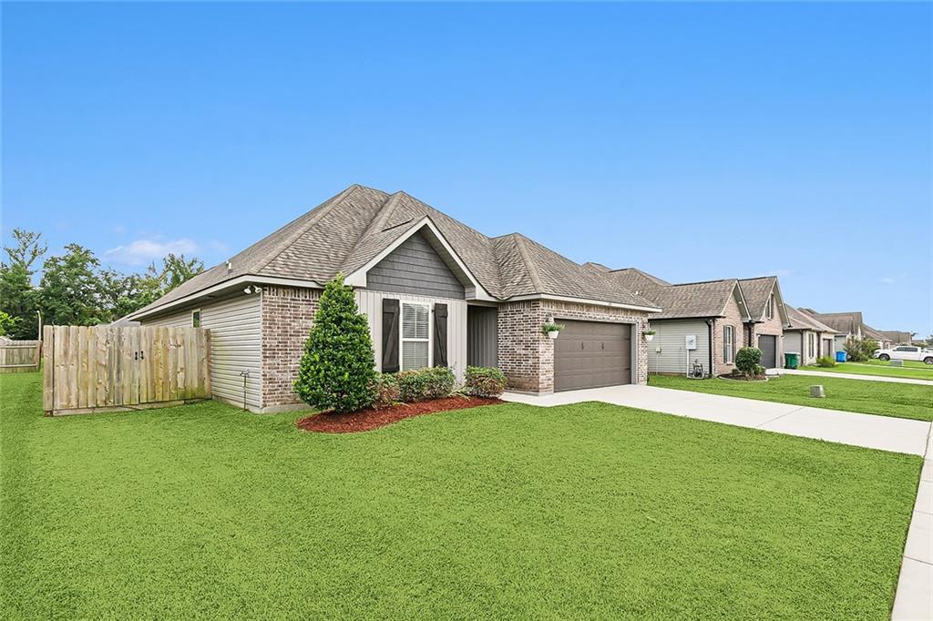 313 ASHTON OAKS Lane