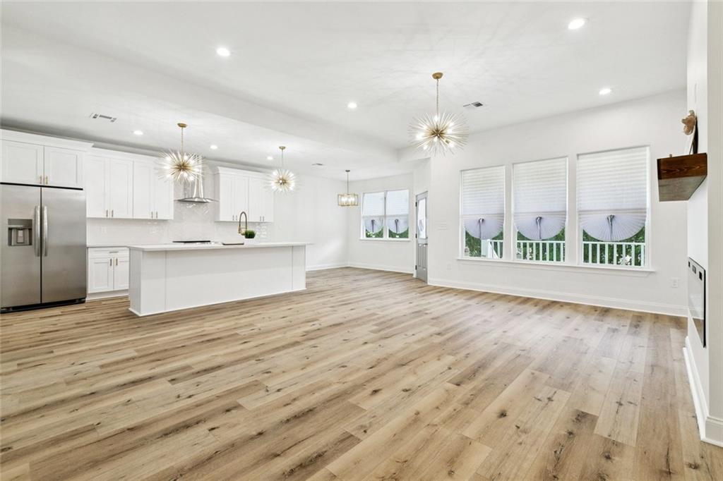 7211 CLAIBORNE Court