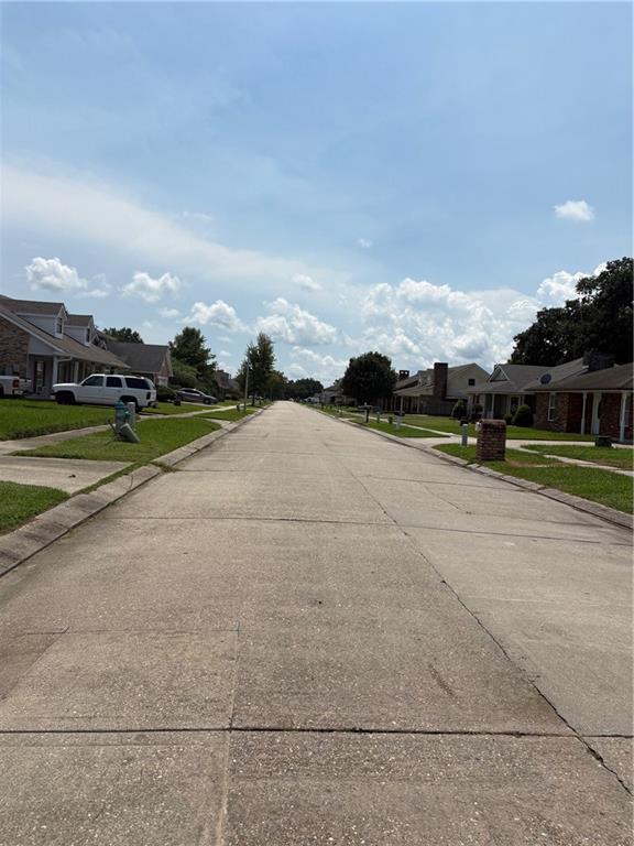 3020 LAKEWOOD Drive