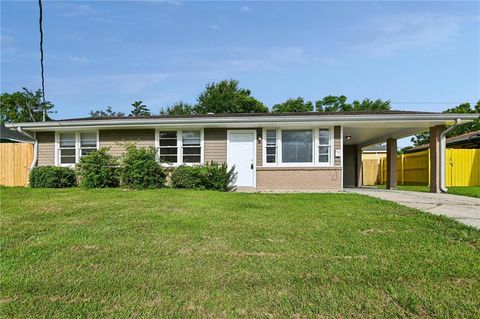 Photo of 1475 LAURADALE Drive, New Orleans, LA 70114 (MLS # 2558661)
