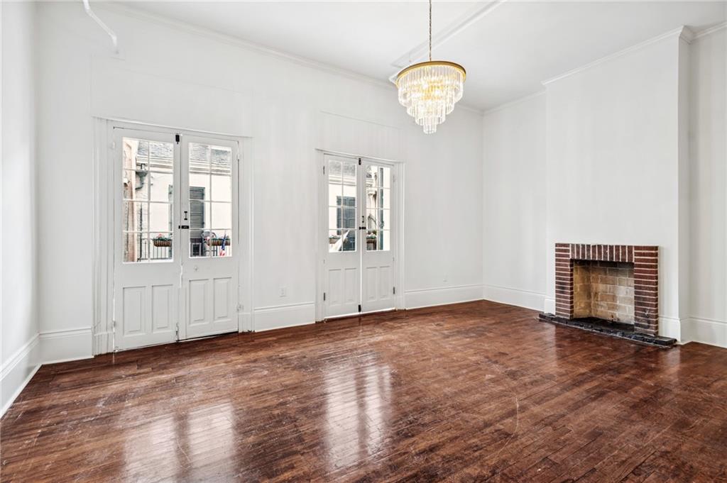 518 GOVERNOR NICHOLLS Street 201