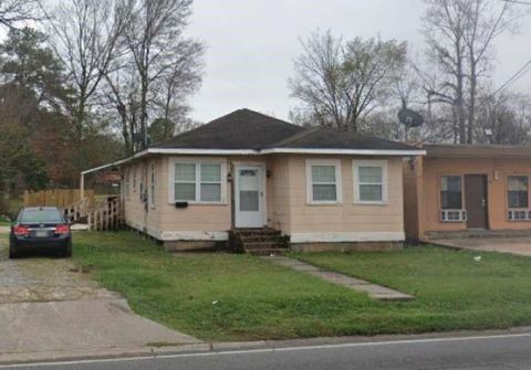 Photo of 6468 GREENWELL SPRINGS Road, Baton Rouge, LA 70806 (MLS # 2545711)