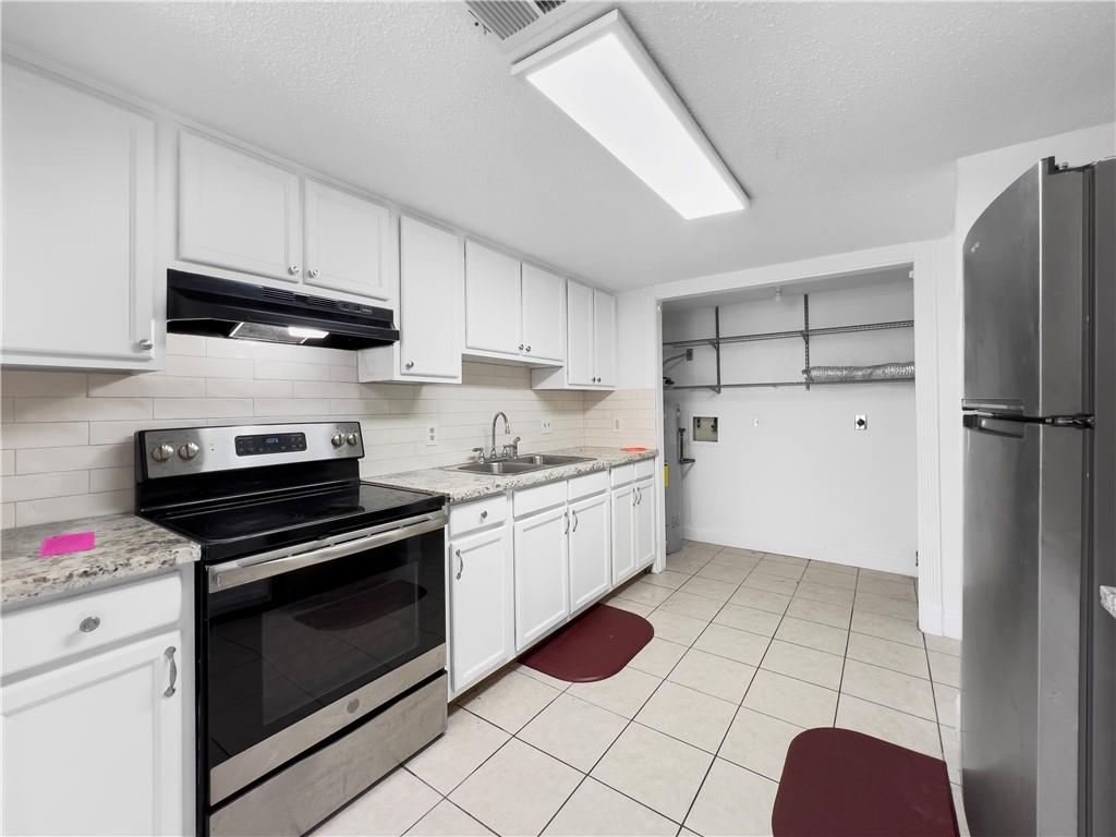 5799 TULLIS Drive
